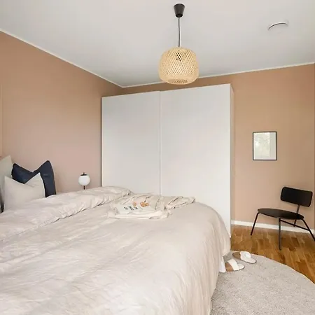 Modern Near Fana Stadium With Parking Apartment